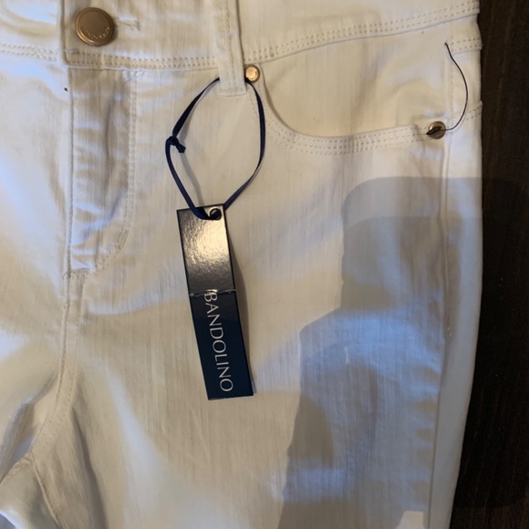Bandolino Lisbeth curvy stretch Capri in white. NWT. Retail 78.99 - Picture 3 of 7